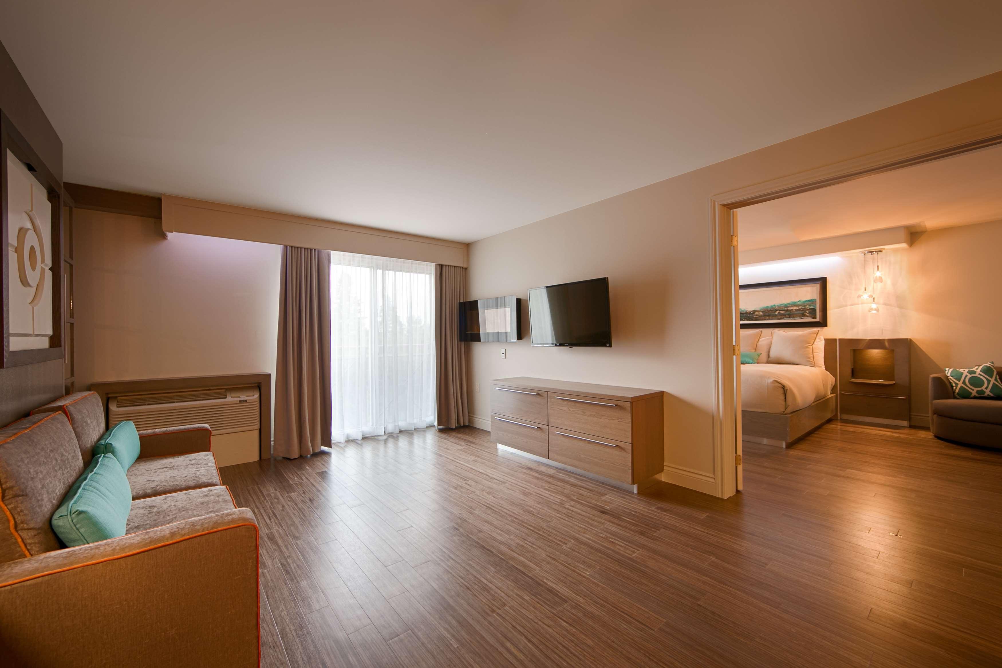 Best Western Plus Edmundston Exterior photo