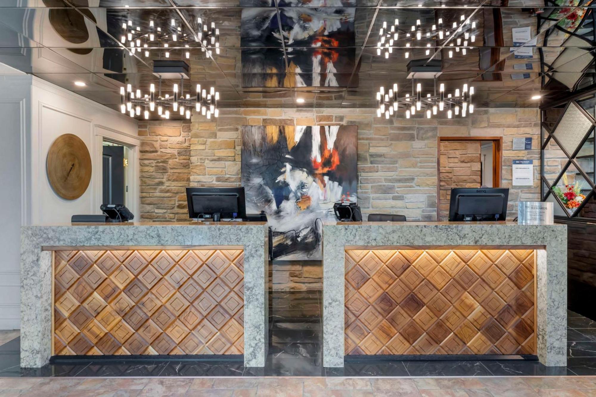 Best Western Plus Edmundston Exterior photo